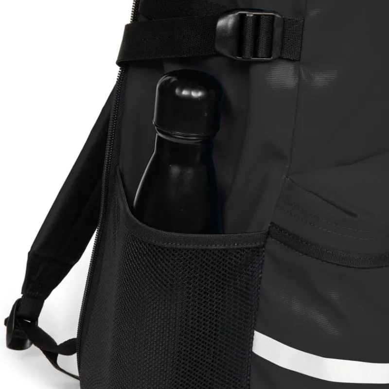 Eastpak Eastpack Rug- & fietszak Maclo Bike Compatible Tarp Black> Zakken & Tassen|Reistassen