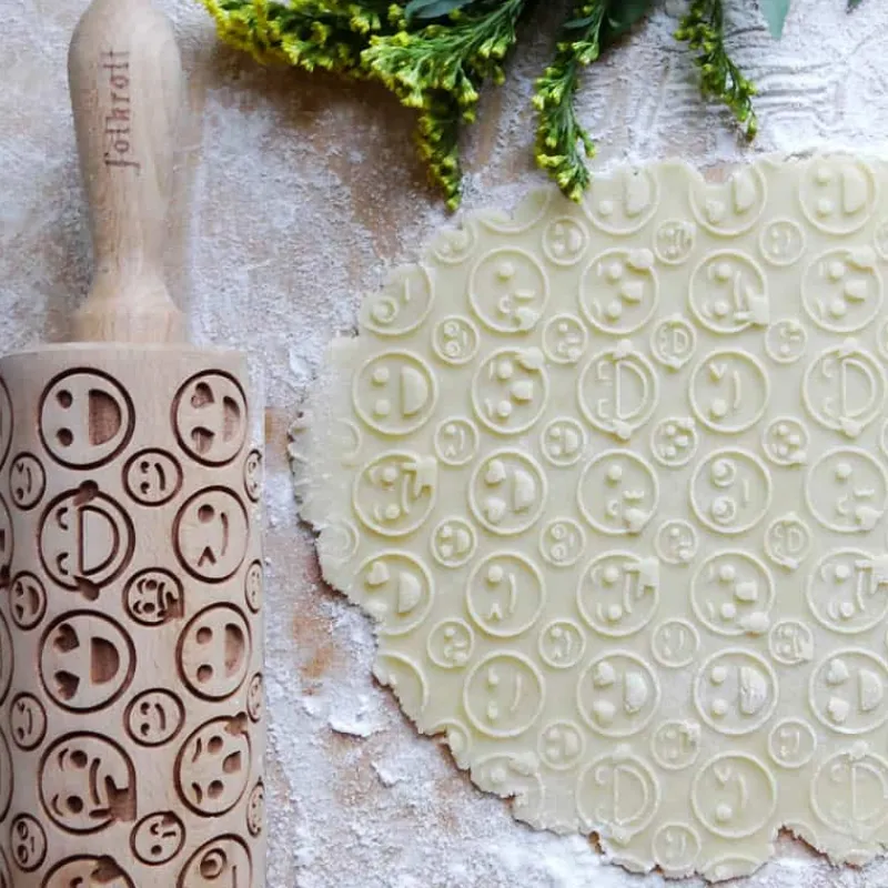Folkroll deegrol (23cm) hout – Emoticons> Koken & Bakken|Keuken